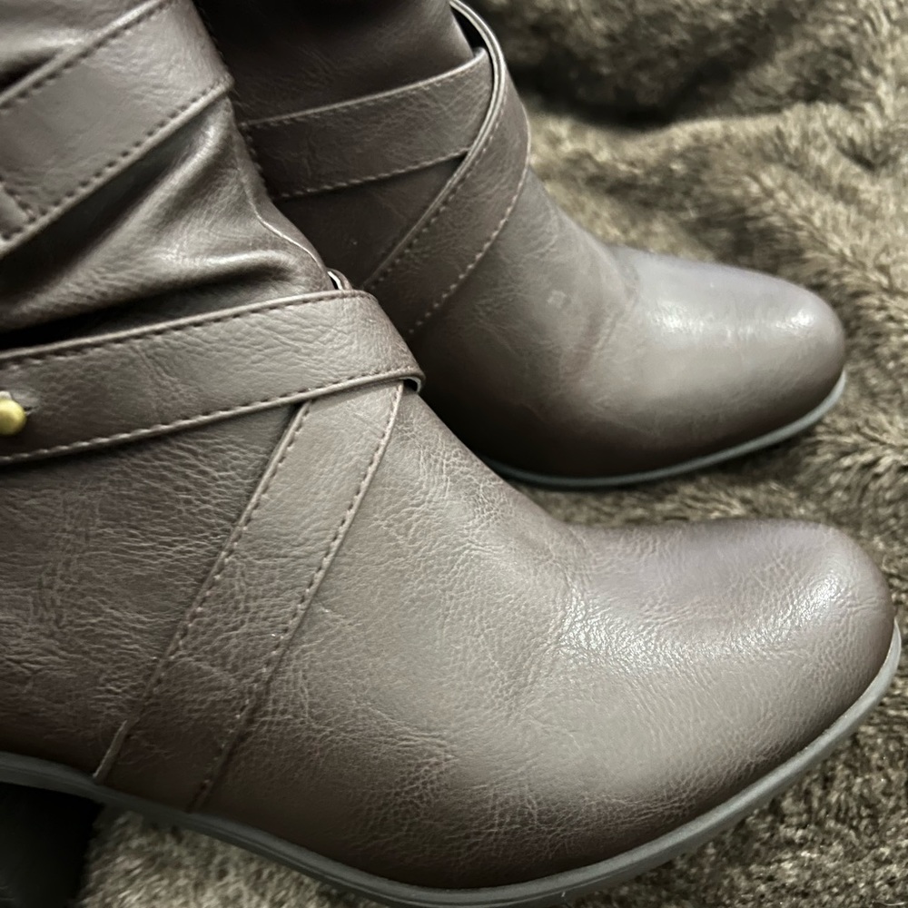 Levity boots 8 Dark brown